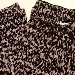 Nike leggings